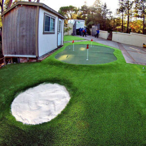 Custom Putting Greens5 - Greenest